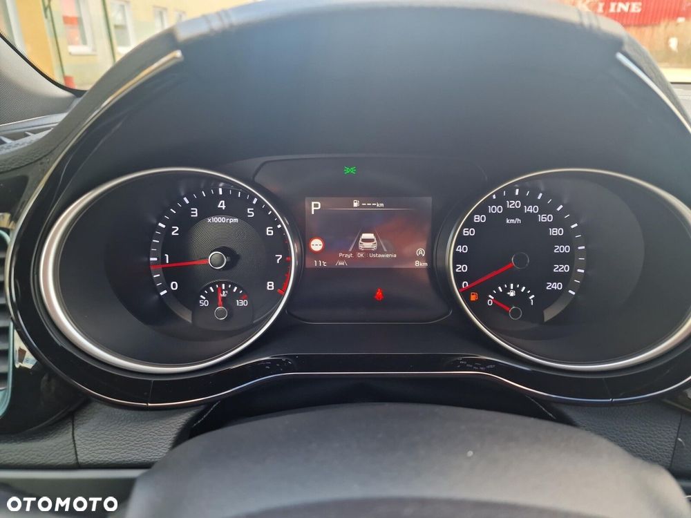 Kia XCeed - 15