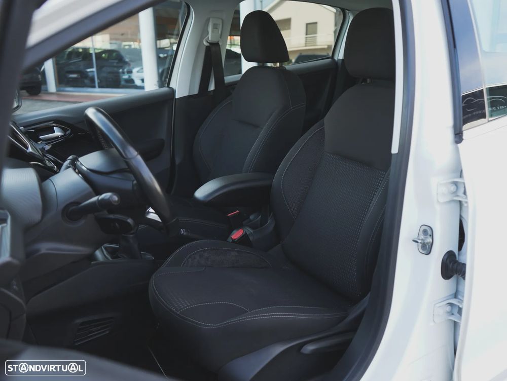 Peugeot 208 1.6 BlueHDi Active - 27
