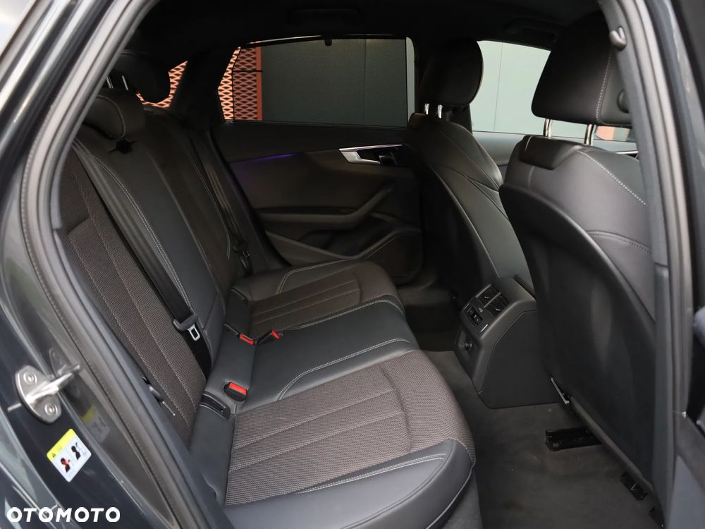 Audi A4 Limousine 40 TFSI S tronic - 39