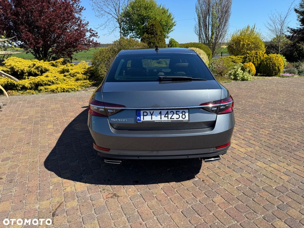 Skoda Superb 2.0 TSI 4x4 L&K DSG - 6