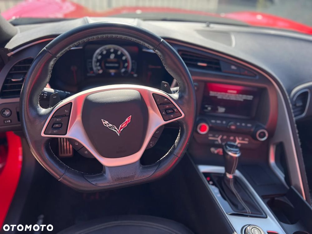 Chevrolet Corvette - 17