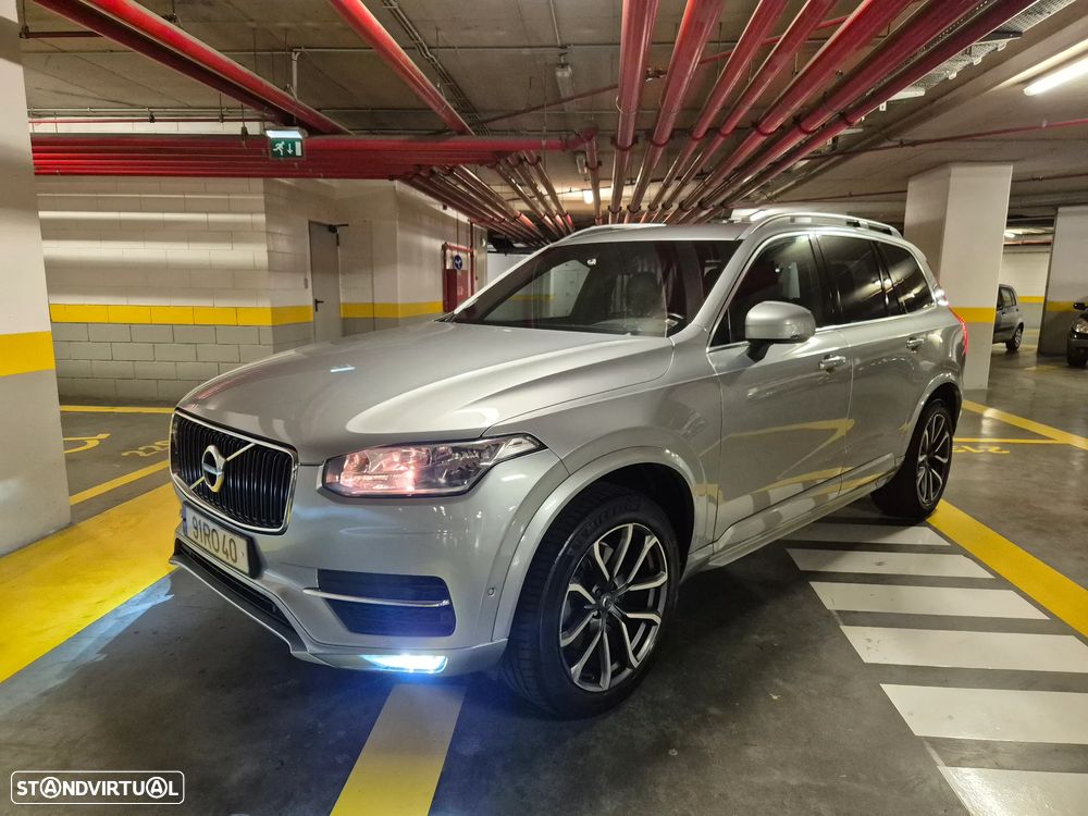 Volvo XC 90 2.0 D5 Momentum AWD - 1