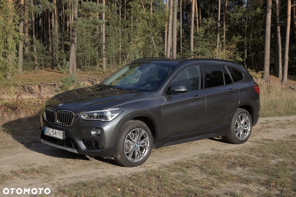 BMW X1 sDrive18i GPF - 3