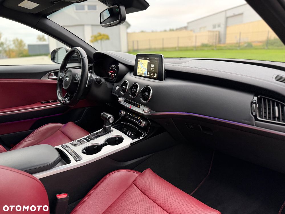 Kia Stinger 3.3 T-GDI V6 GT AWD - 33