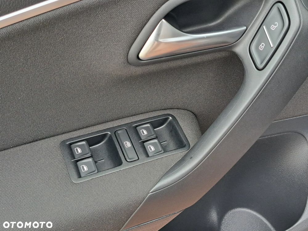 Volkswagen Polo 1.2 TSI (Blue Motion Technology) Highline - 12