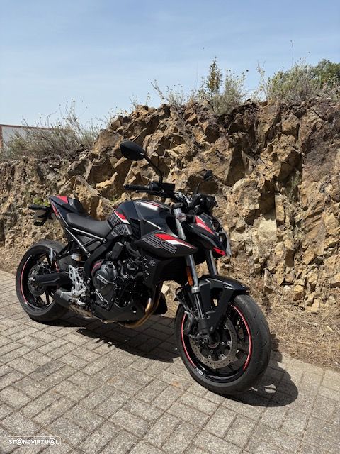 Suzuki GSX 8 S 2024 - 6