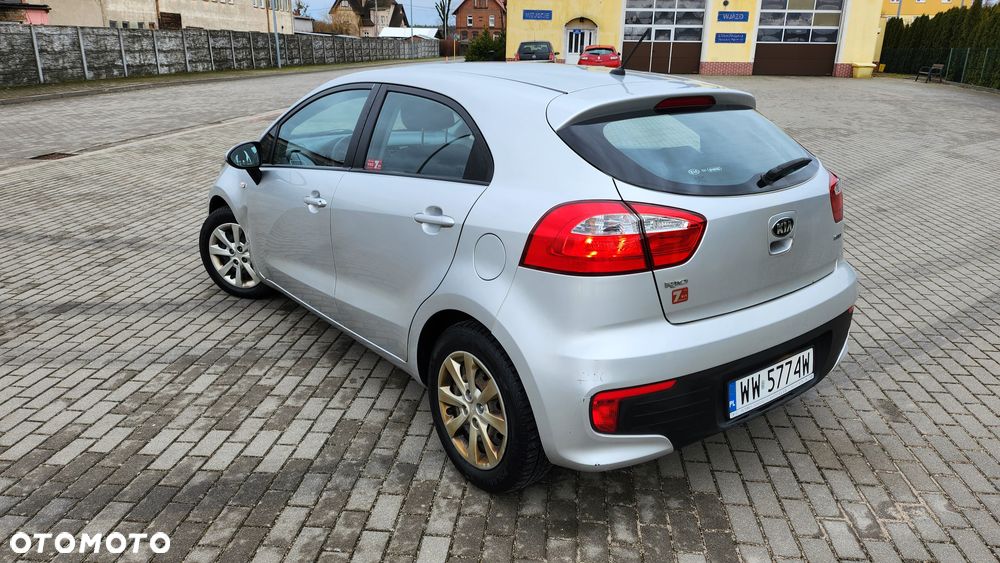 Kia Rio 1.4 crdi Business Line - 15