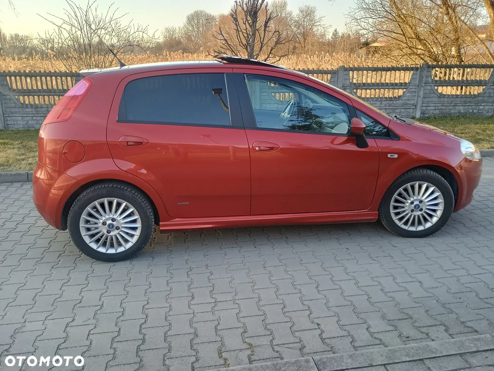 Fiat Grande Punto - 8