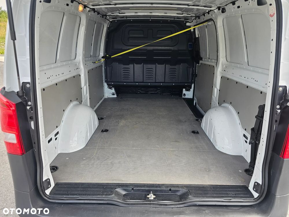 Mercedes-Benz VITO - 15