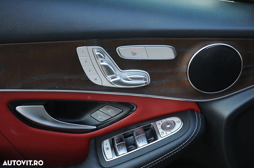Mercedes-Benz GLC Coupe 300 4Matic 9G-TRONIC Exclusive - 12