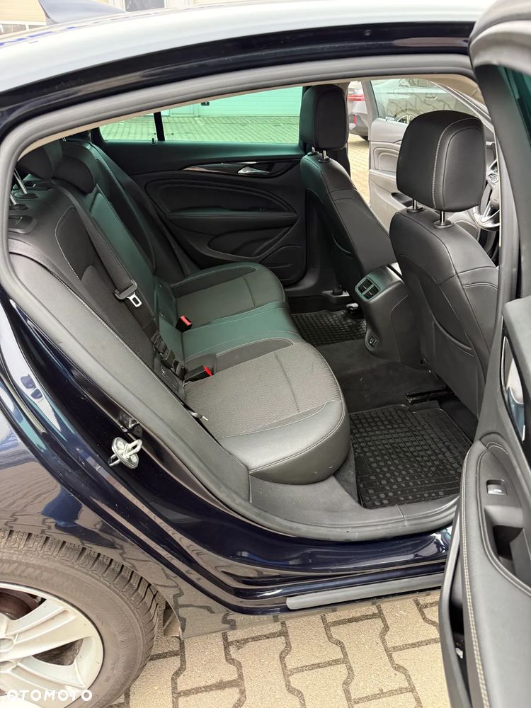 Opel Insignia CT 2.0 CDTI - 14
