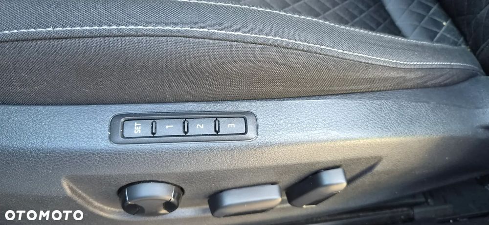 Skoda Superb 1.5 TSI Ambition DSG - 17