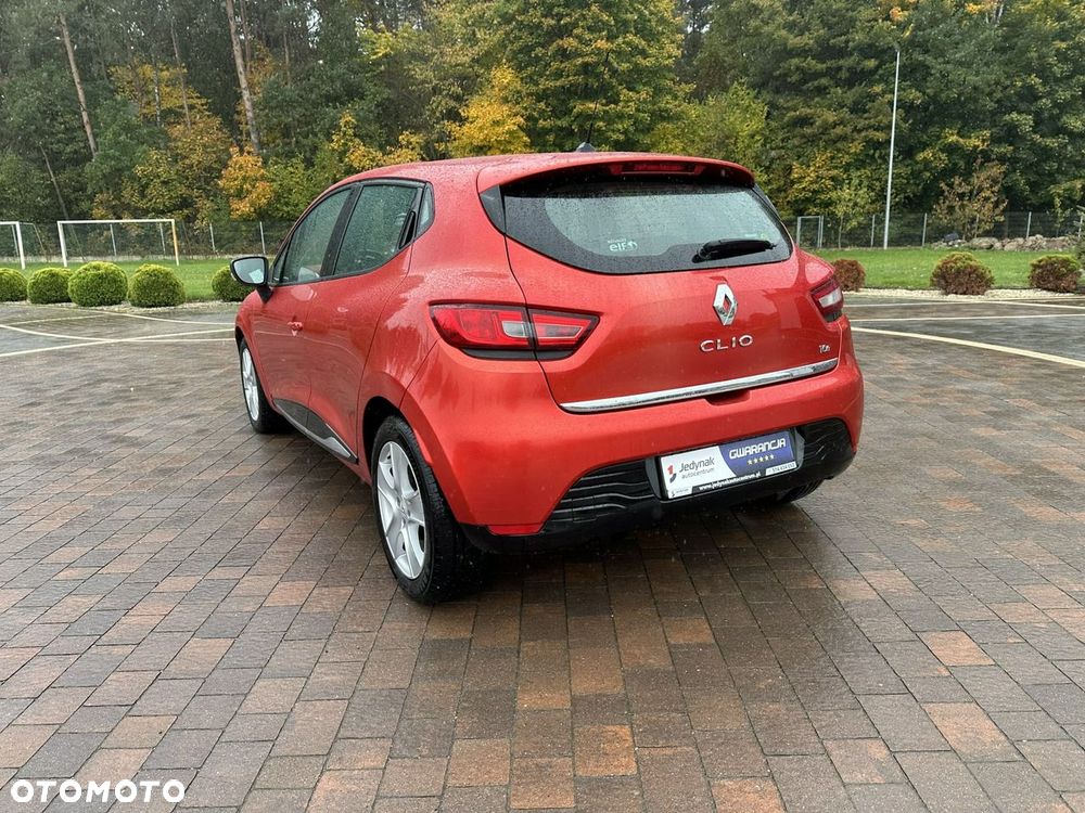 Renault Clio - 7