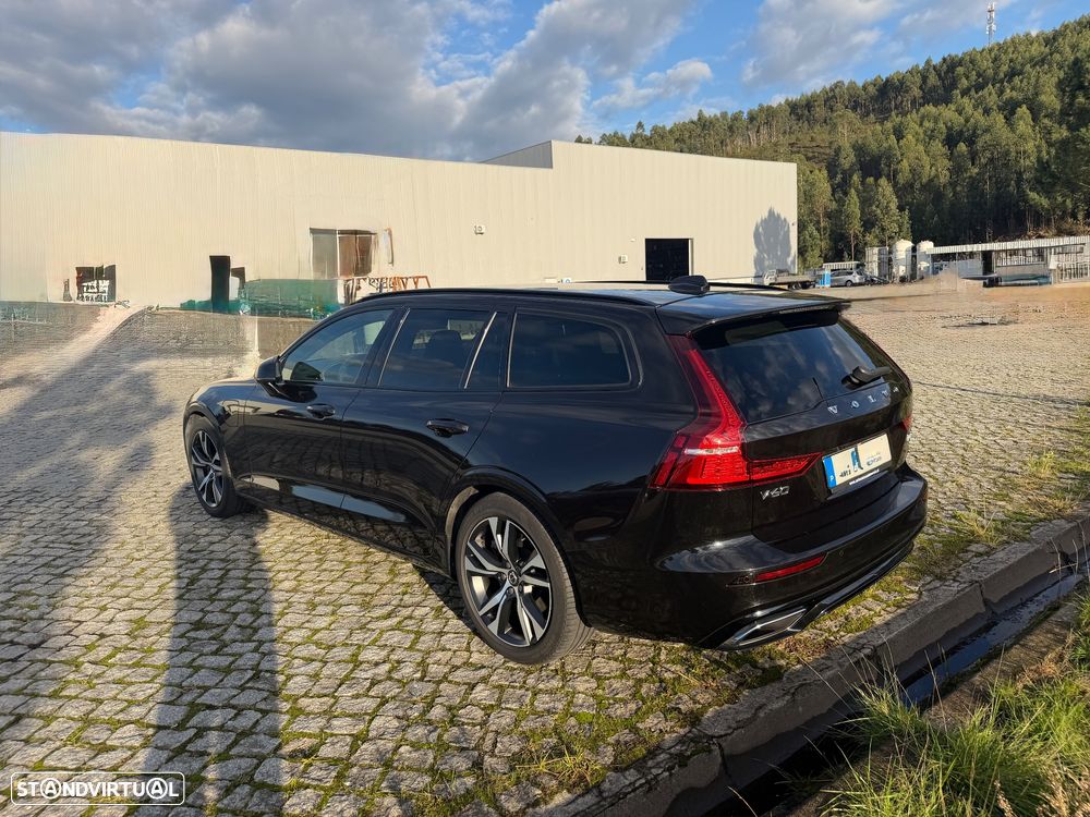 Volvo V60 2.0 T8 AWD TE R-Design - 5