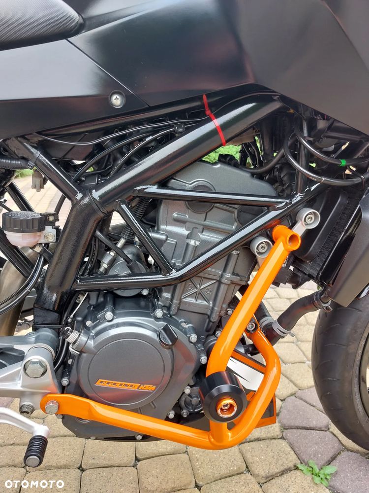 KTM Duke 125 - 16