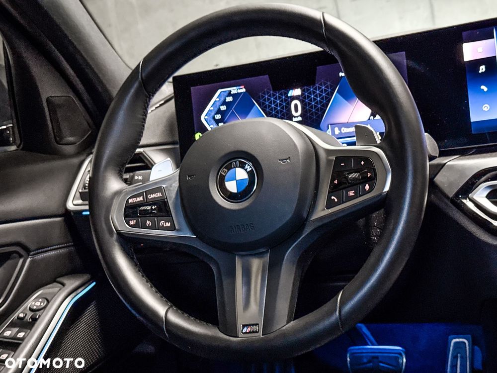BMW Seria 3 318i M Sport Edition - 14