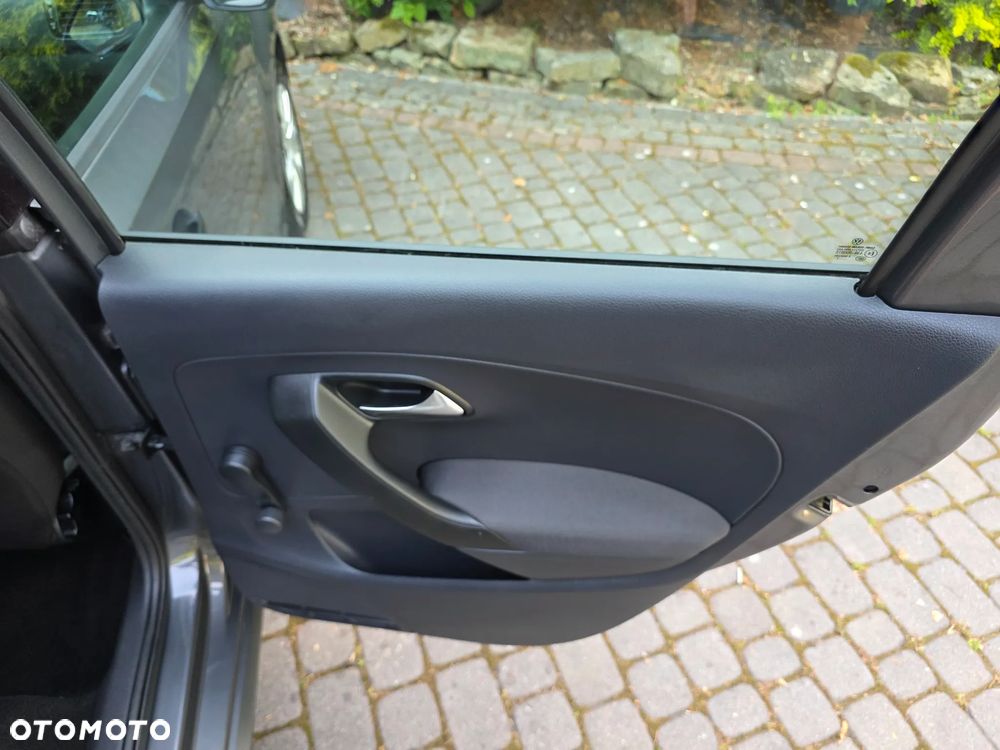Volkswagen Polo 1.2 Comfortline - 18
