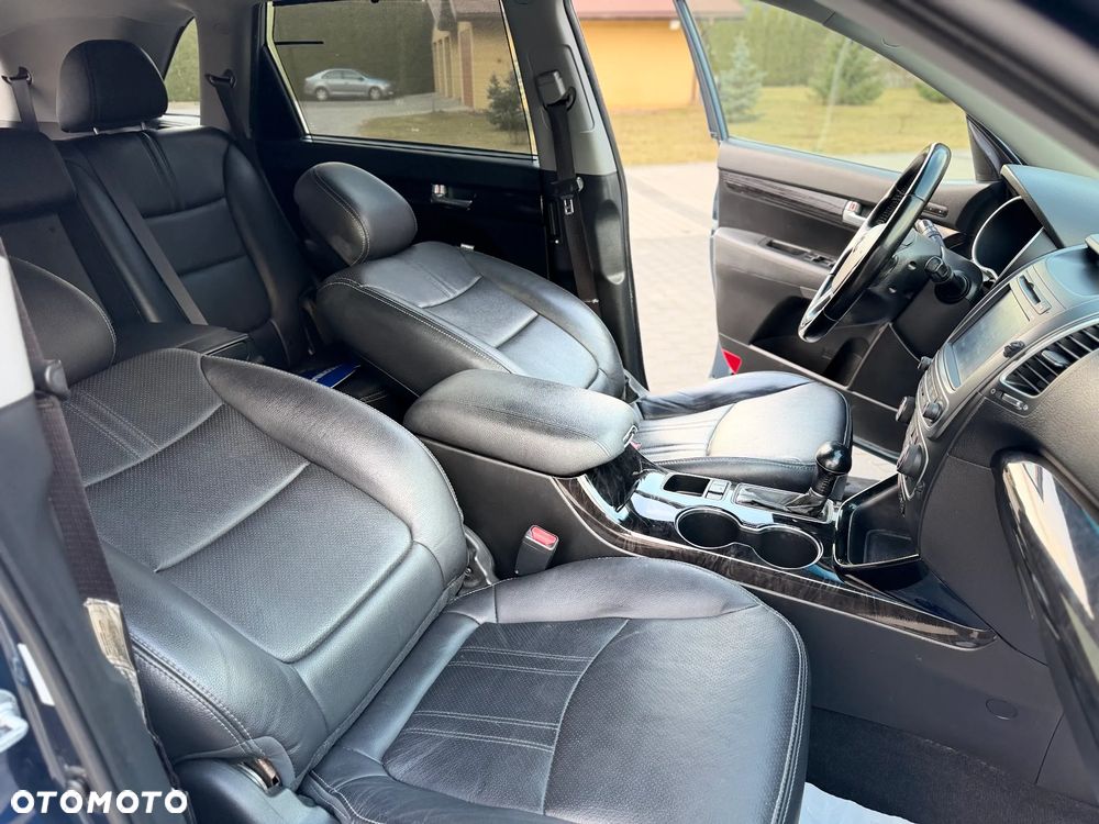 Kia Sorento 2.4 GDI XL 7os - 8