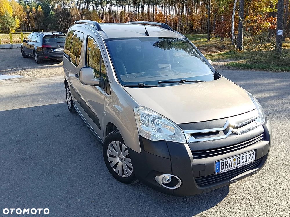 Citroen Berlingo 2010 photo 2