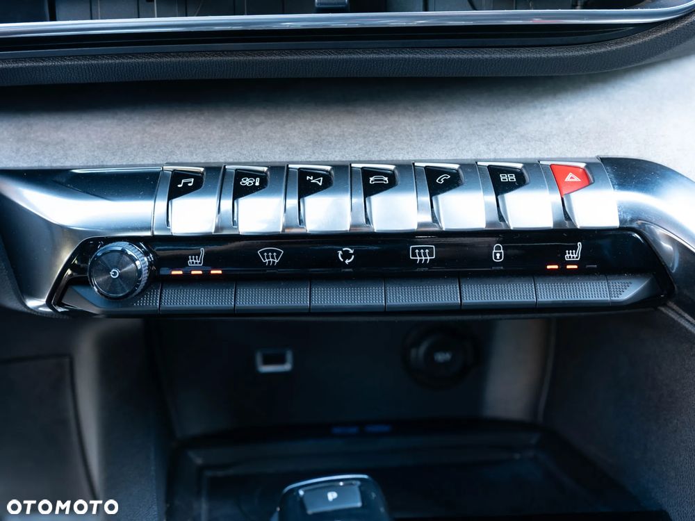 Peugeot 5008 2.0 BlueHDi GT Pack S&S EAT8 - 36