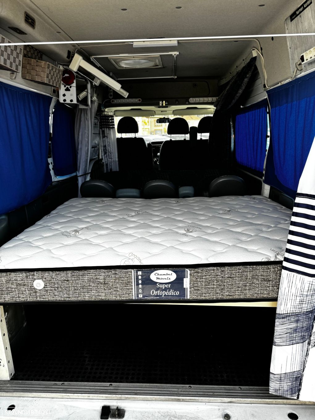 Ford Transit 330L 2.2 TDCi Trend Longa-T.Médio - 17