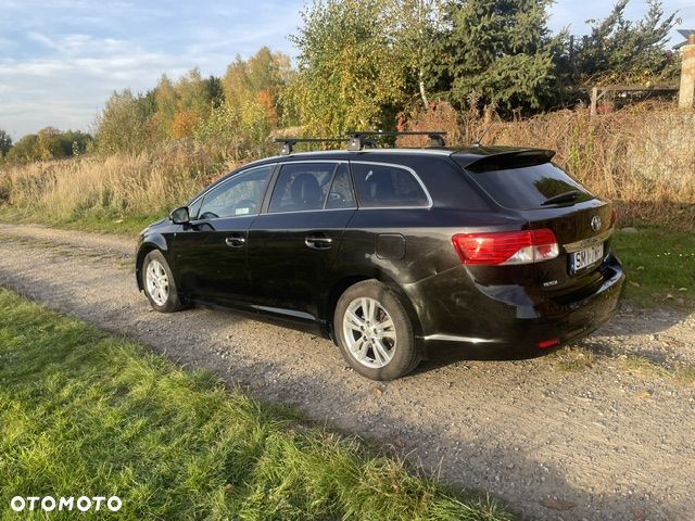 Toyota Avensis 2.0 D-4D Style - 12