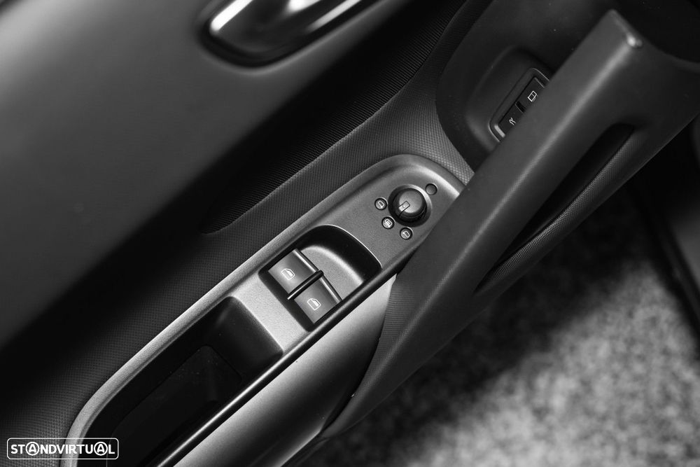 Audi R8 Coupé 4.2 FSI quattro R tronic - 27