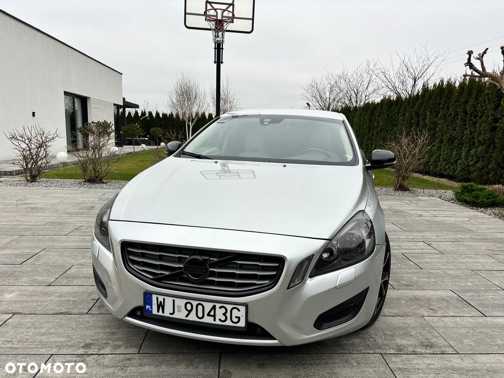 Volvo V60 DRIVe - 9