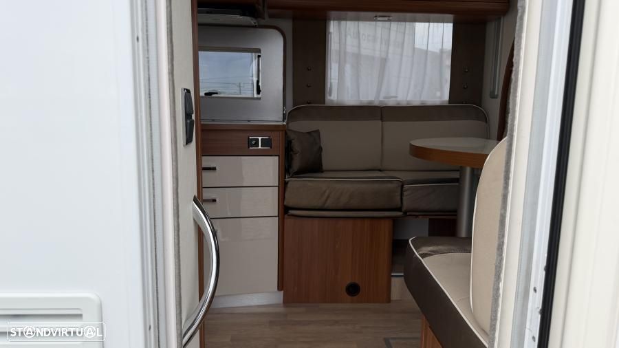 Fleurette Magister 74 LMF c.central e basculante - 29