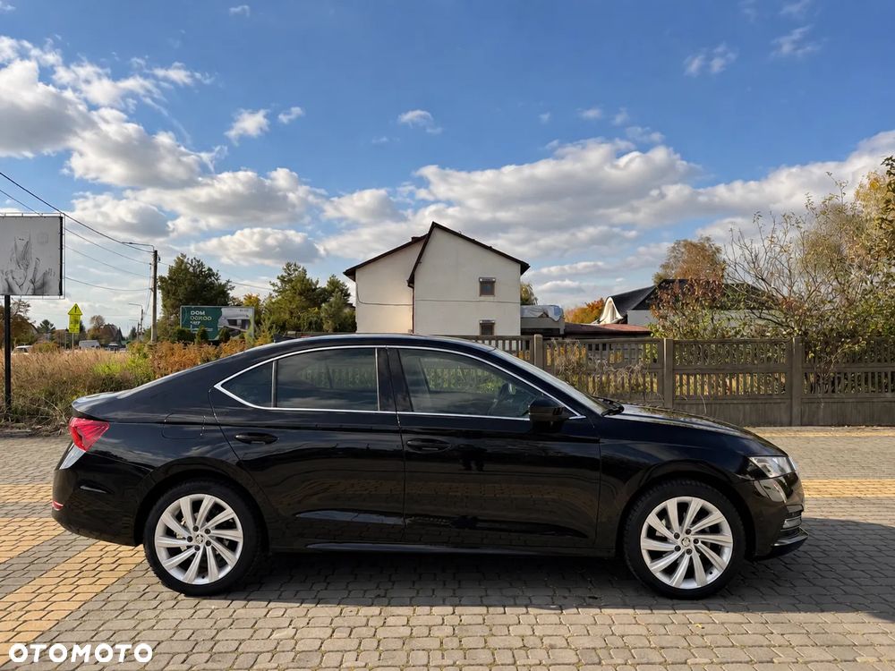 Skoda Octavia 2.0 TDI Selection DSG - 27