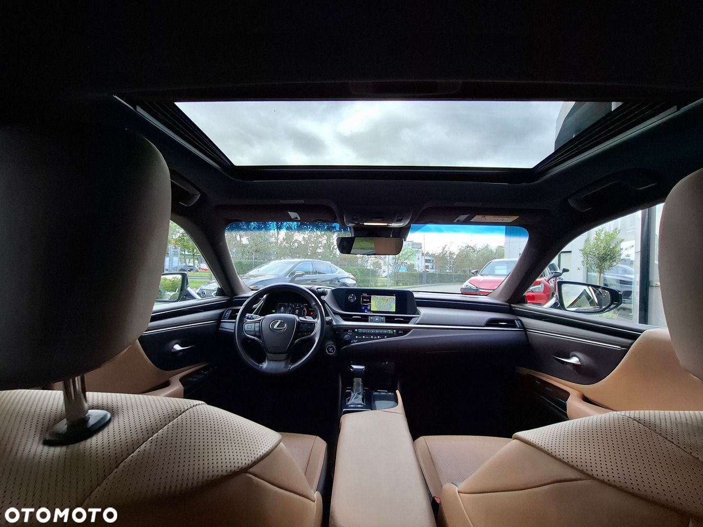 Lexus ES 300h Elegance - 28