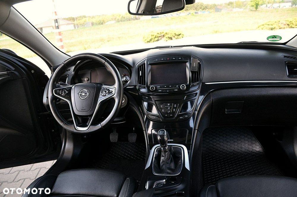 Opel Insignia - 21
