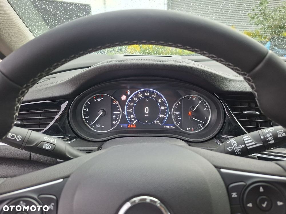 Opel Insignia 2.0 CDTI 4x4 Exclusive S&S - 9