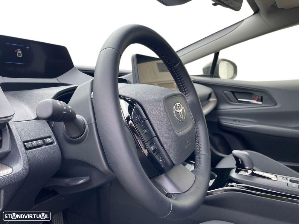 Toyota Prius - 12