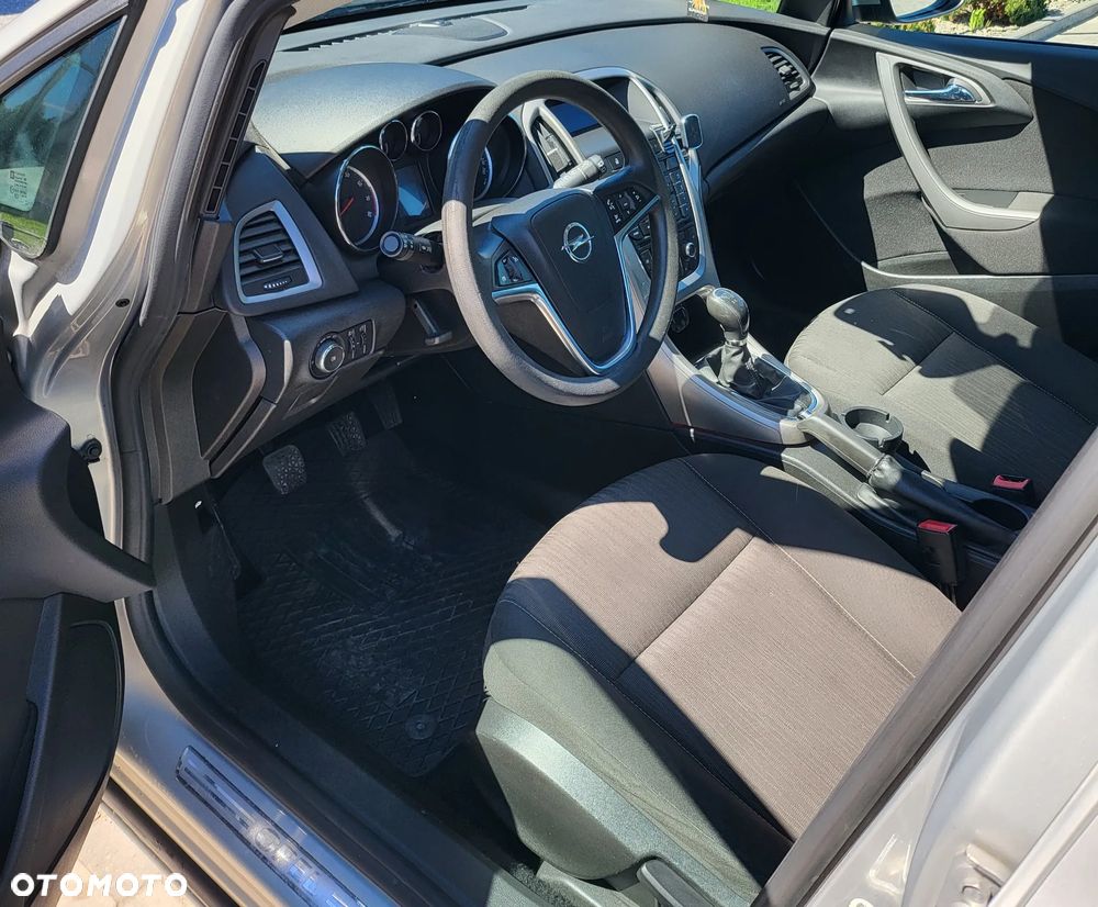 Opel Astra 1.6 Style - 14