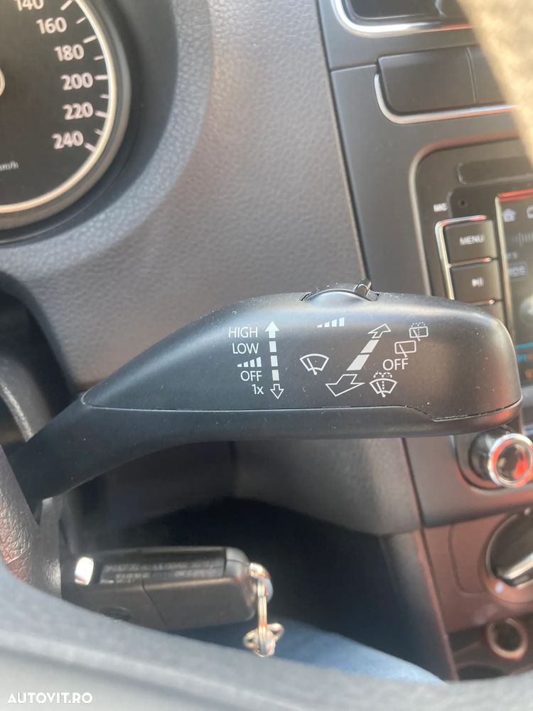 Volkswagen Polo 1.4 Higline - 12