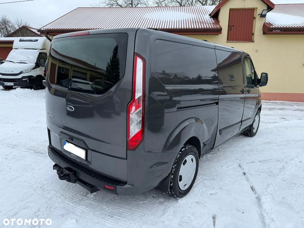 Ford Transit CUSTOM - 4