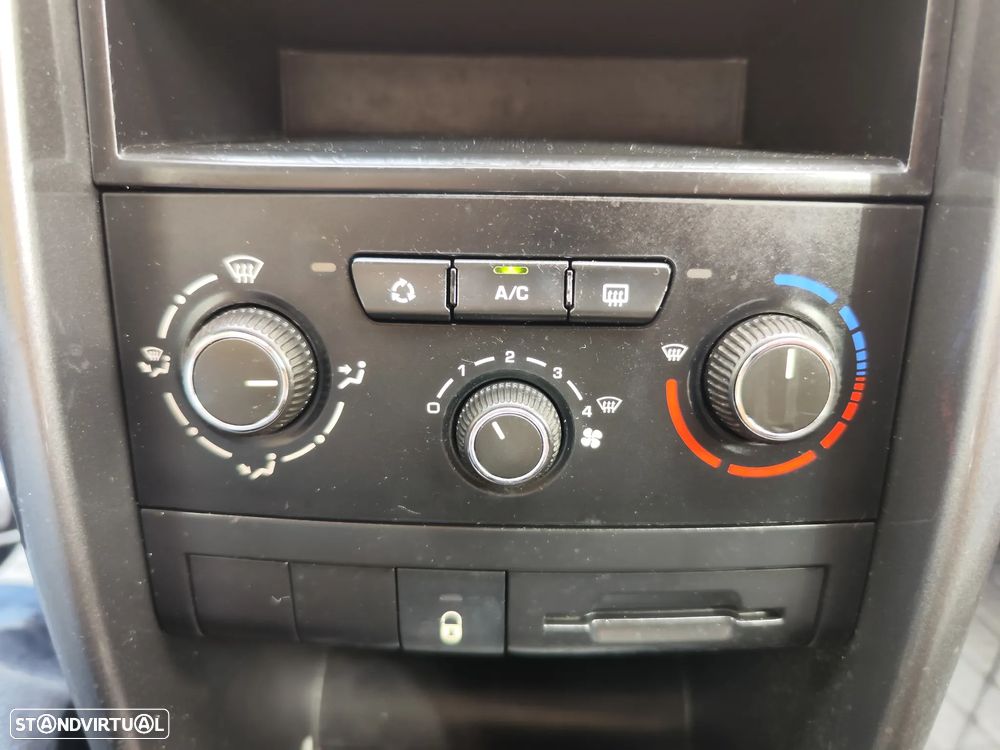 Peugeot 207 1.4 HDi Sport - 37