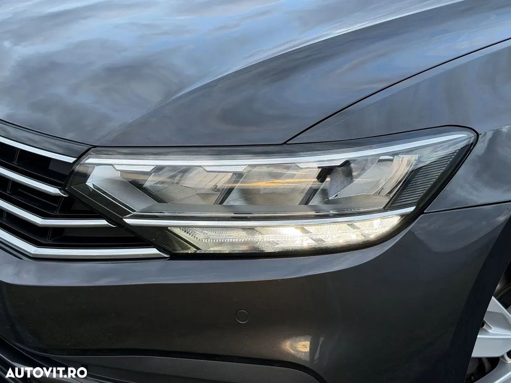 Volkswagen Passat - 3