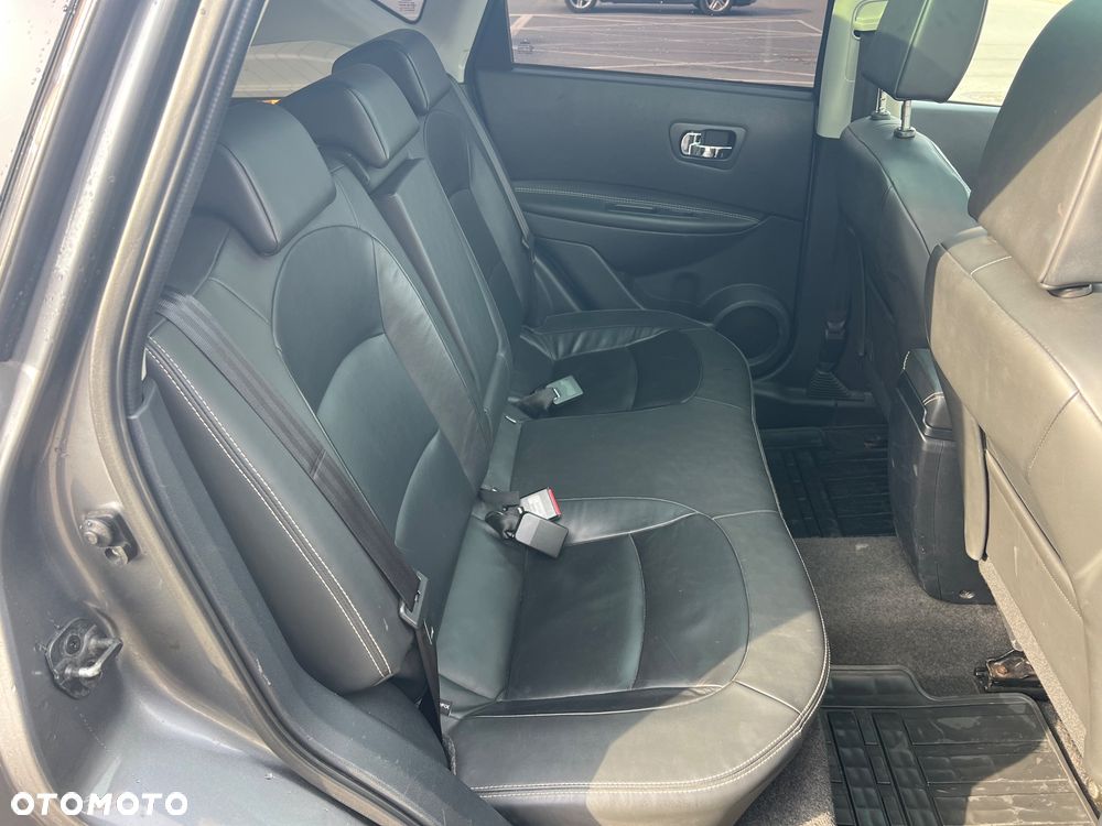 Nissan Qashqai - 22