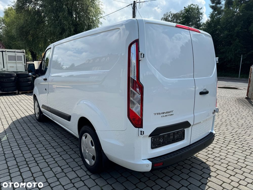 Ford Transit Custom - 7