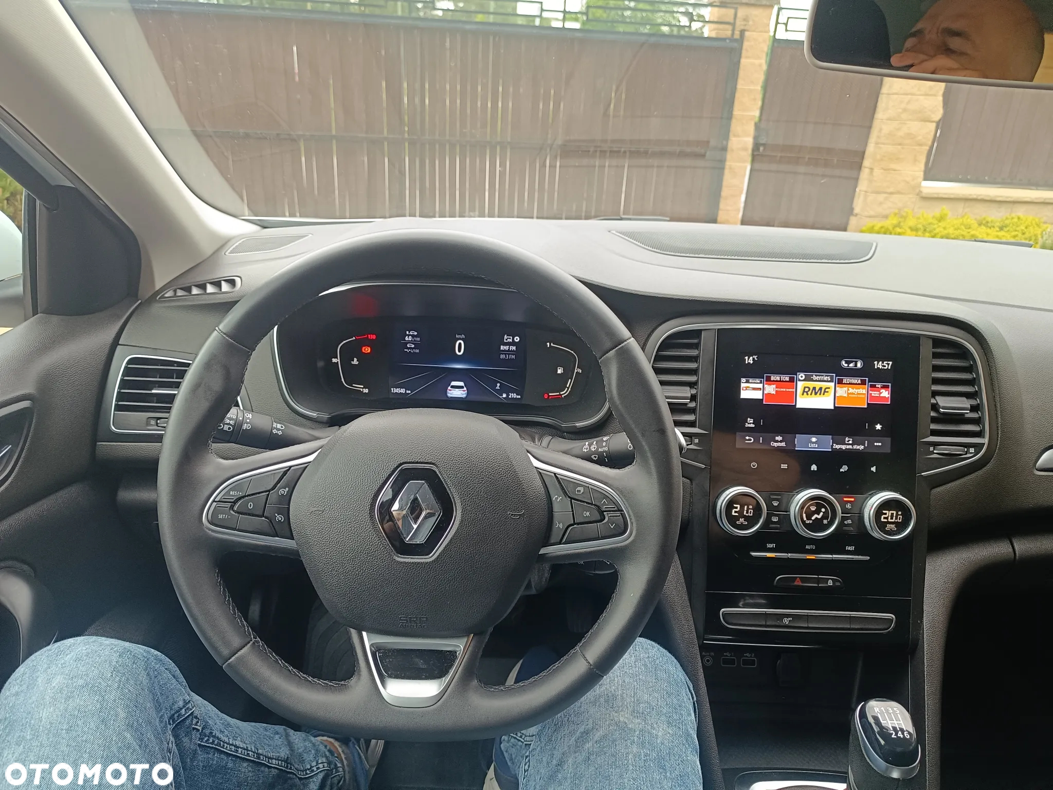 Renault Megane 1.5 Blue dCi Zen - 9
