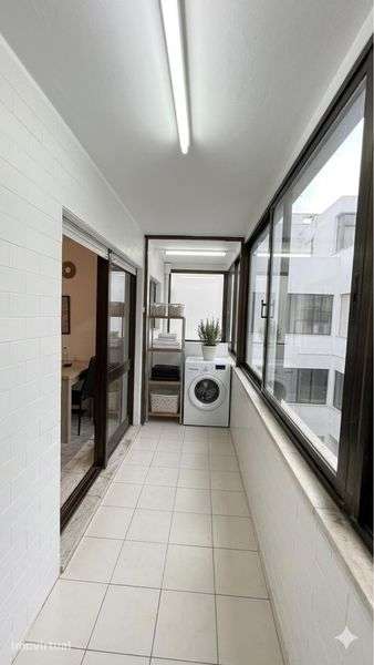 Furnished T1 Apartment - Casa Da Musica - Grande imagem: 3/8