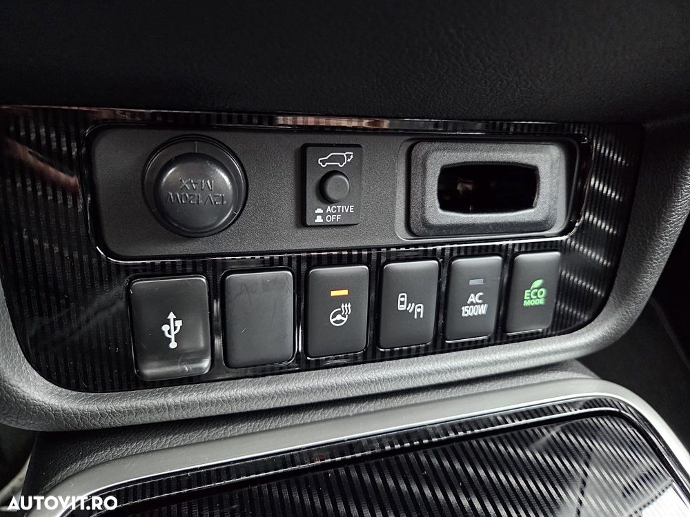 Mitsubishi Outlander - 29