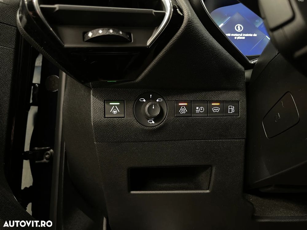 DS Automobiles DS 7 Crossback Crosback 1.6 PHeV AWD 300 EAT8 Bastille+ - 32