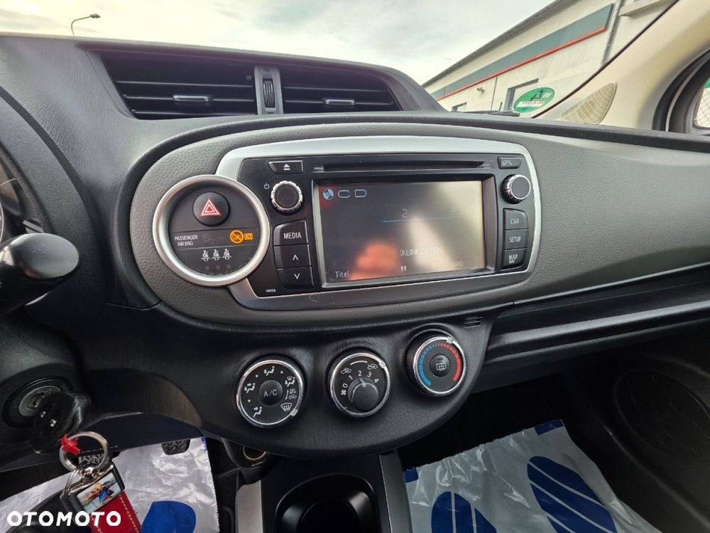 Toyota Yaris - 15