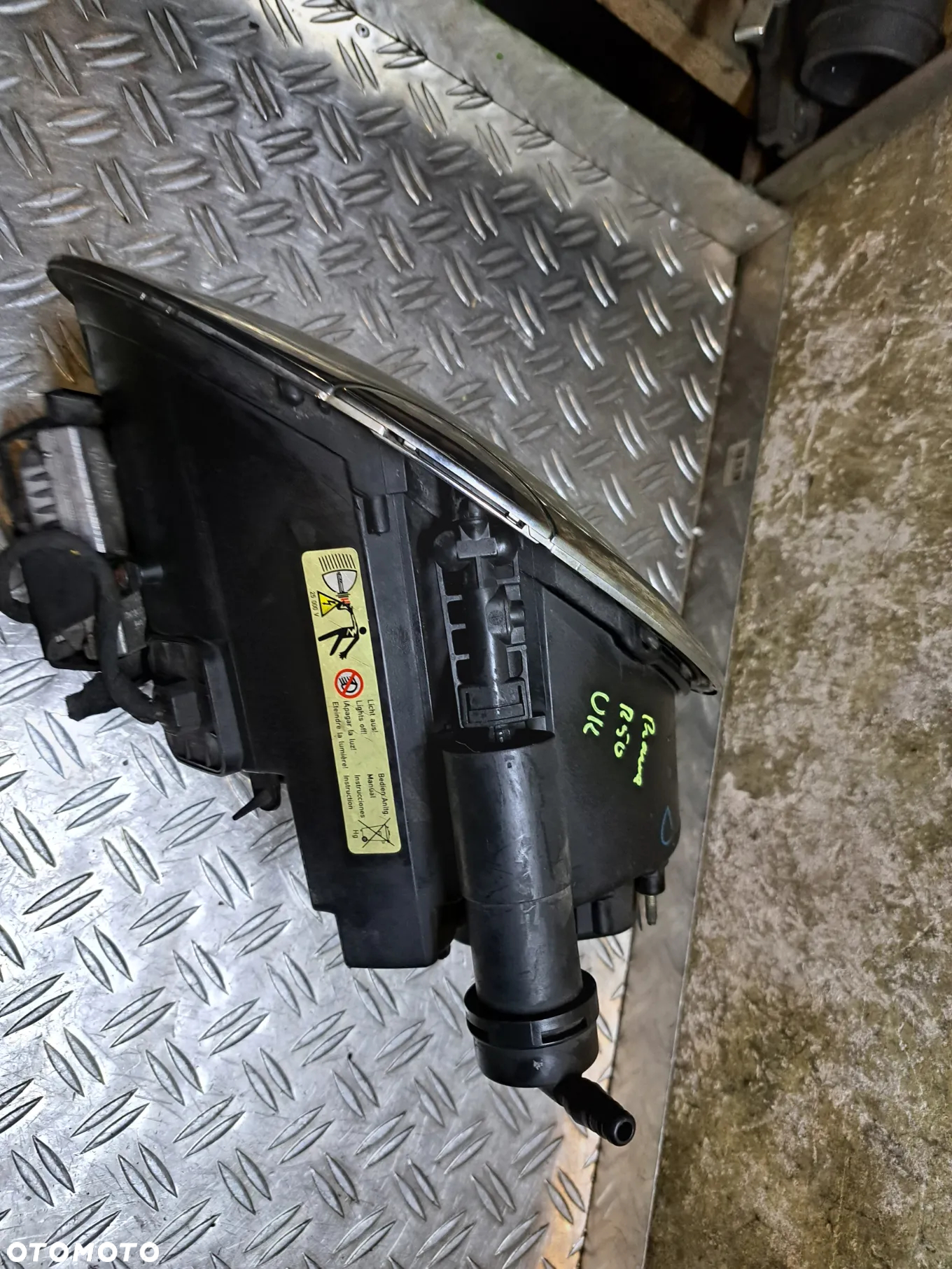 Lampa xenon Mini Cooper R50 UK - 2