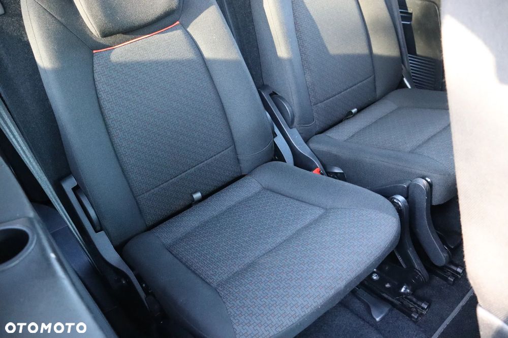 Ford Galaxy - 17