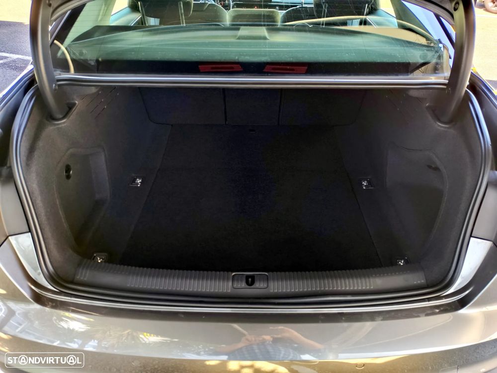 Audi A4 35 TDI S tronic - 10