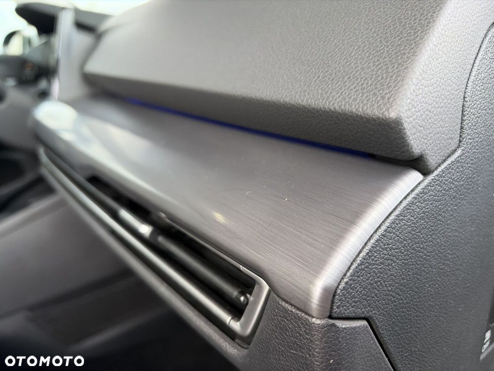 Volkswagen Golf 1.5 eTSI Style DSG - 19